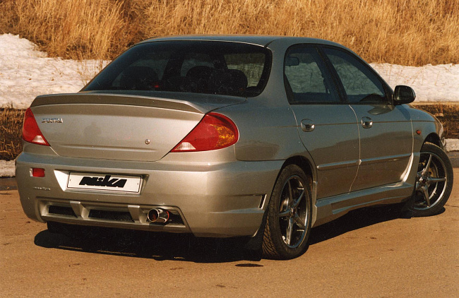 Задний бампер для автомобиля Kia Spectra Ника "Sport"