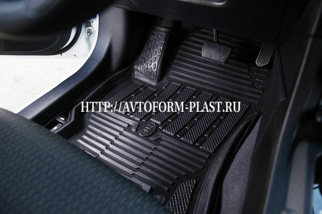 Коврики салонный резиновый (черный) универсальный Versa Lux 1538015100
