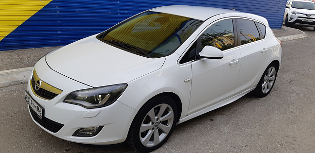 Пороги Opel Astra J (некрашеные) (2 шт)