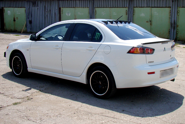 Лип-спойлер MV Элегант для Mitsubishi Lancer Х (2007-2016)