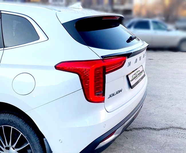 Спойлер Haval Jolion на крышку багажника