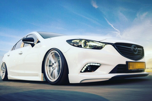 Клыки переднего бампера Вар.№2 Lite Style Mazda 6 / Atenza GJ (2012 - 2018)