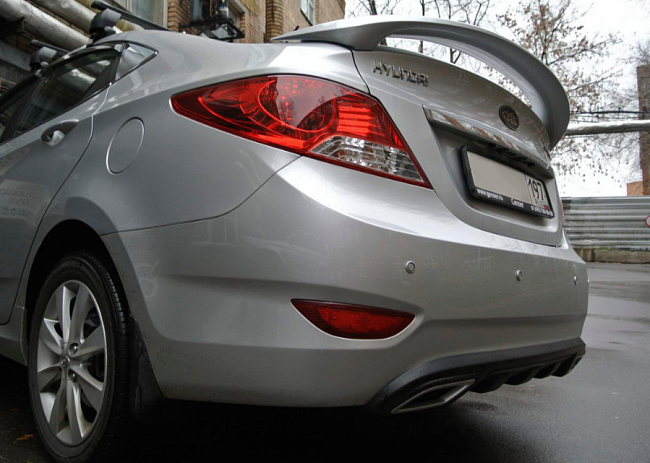 Спойлер высокий MV для Hyundai Solaris 2010-2016