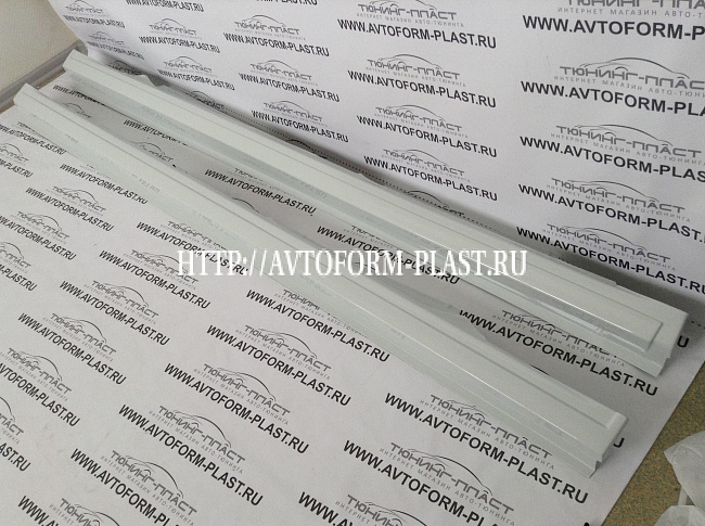 Пороги АКС Кураж цельные на Лада Ларгус 1053000