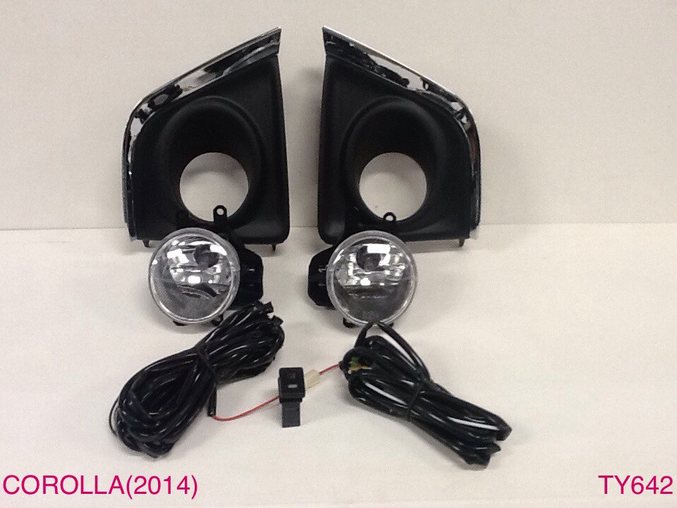 Противотуманные фары Toyota Corolla (2014)TY642
