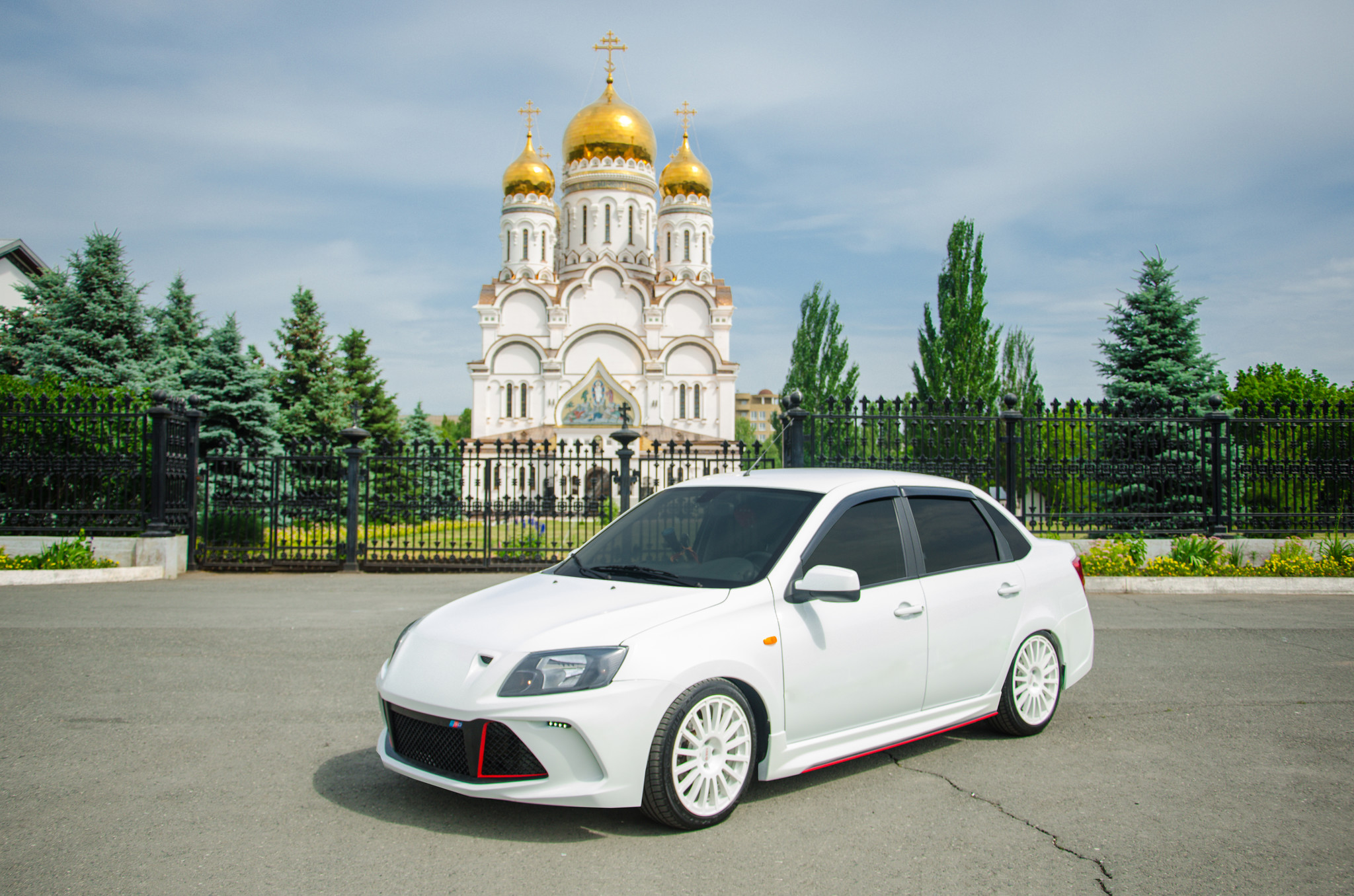 Тюнинг комплект Флагман на Лада Гранта ВАЗ 2190 седан