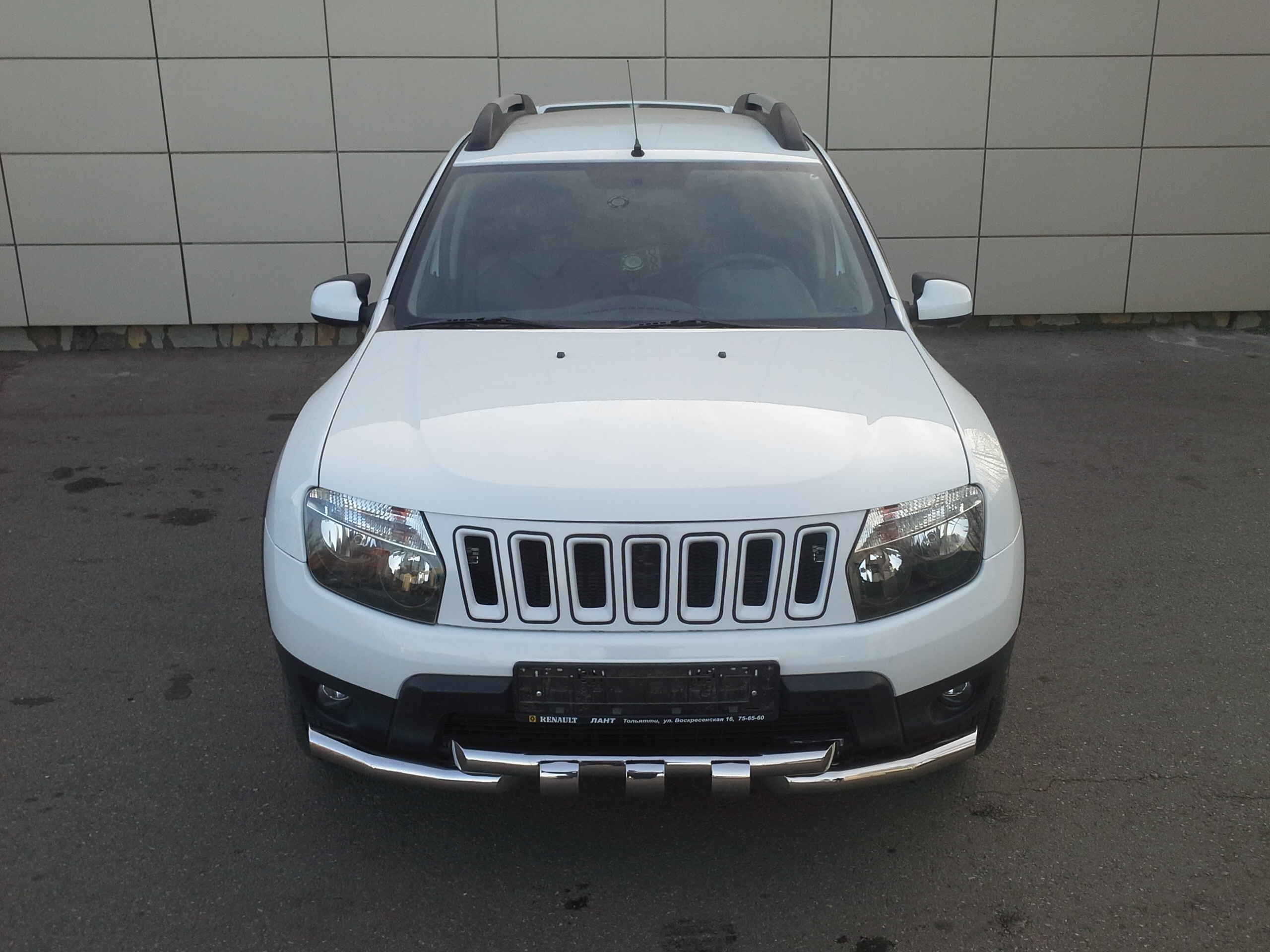 Решетка радиатора Fanat на Renault Duster(2012-2020)