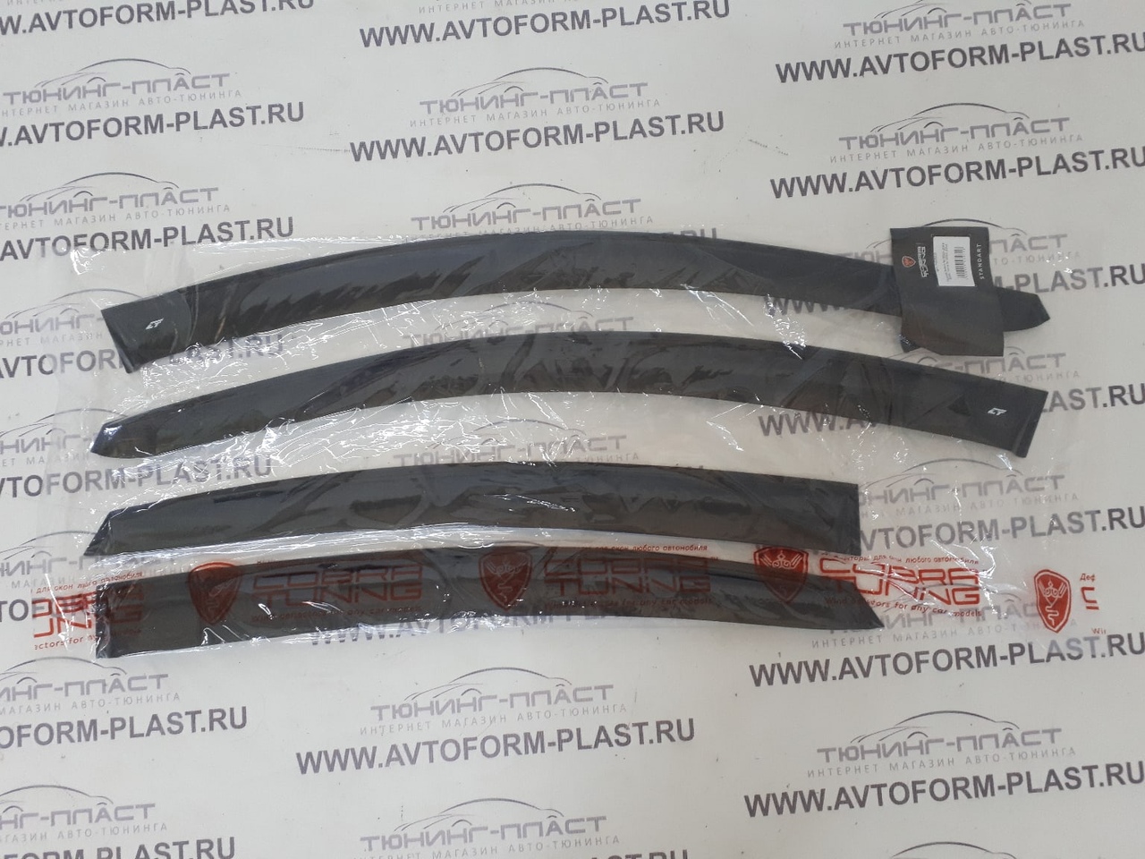 Ветровики Hyundai Solaris HB(2010-2014;2014-) Cobra tuning