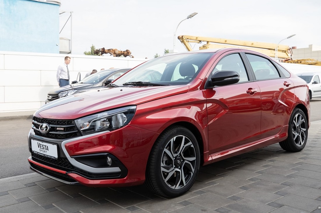 Передний бампер Lada Vesta Sport Оригинал 8450038549