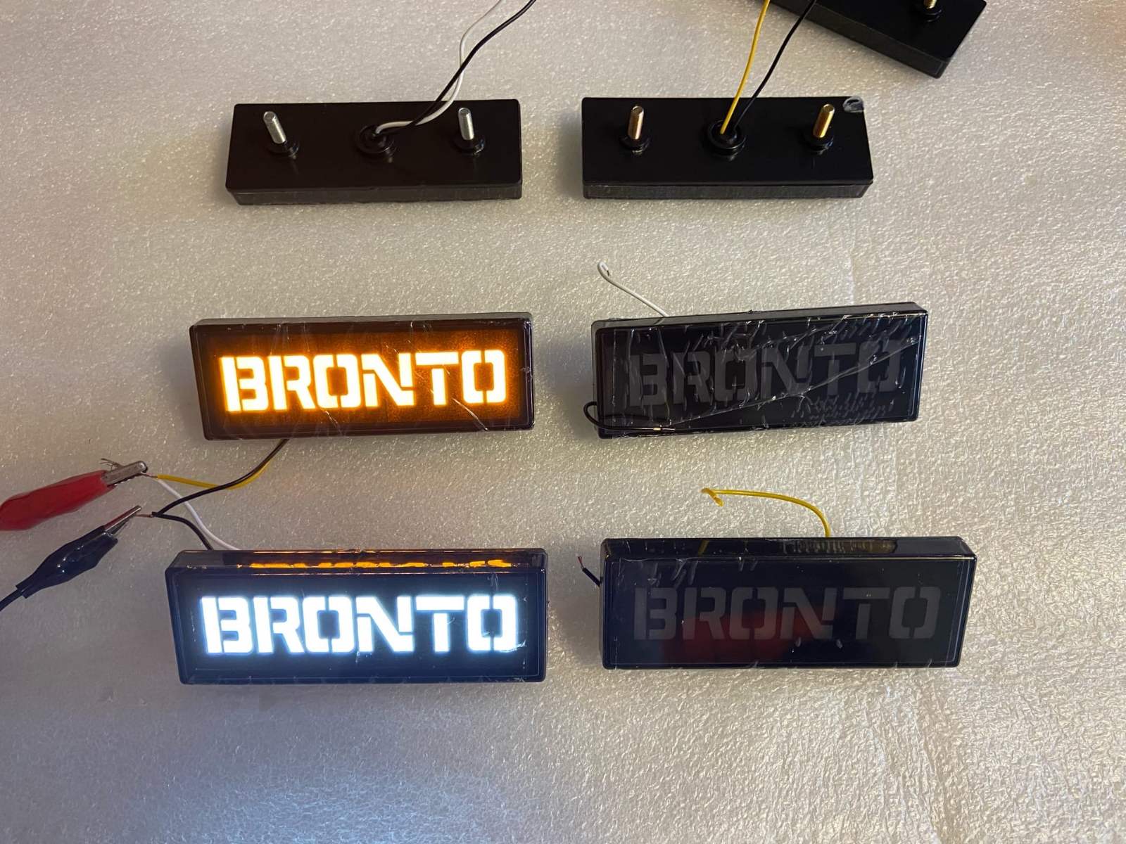 Заглушки повторителя Нива BRONTO (2 шт)