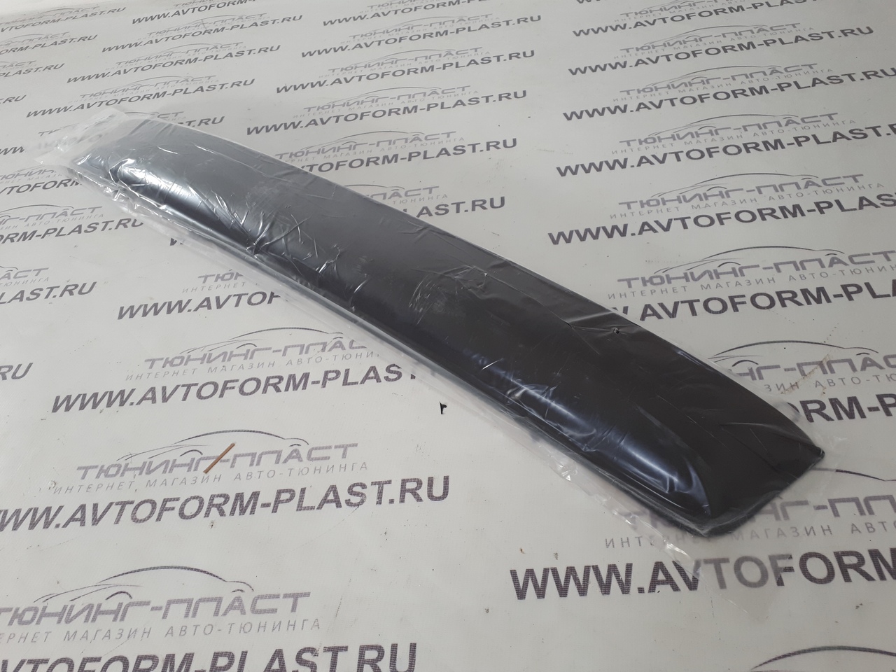 Козырек на заднее стекло Daewoo Nexia (1994-2008) "Voron Glass"