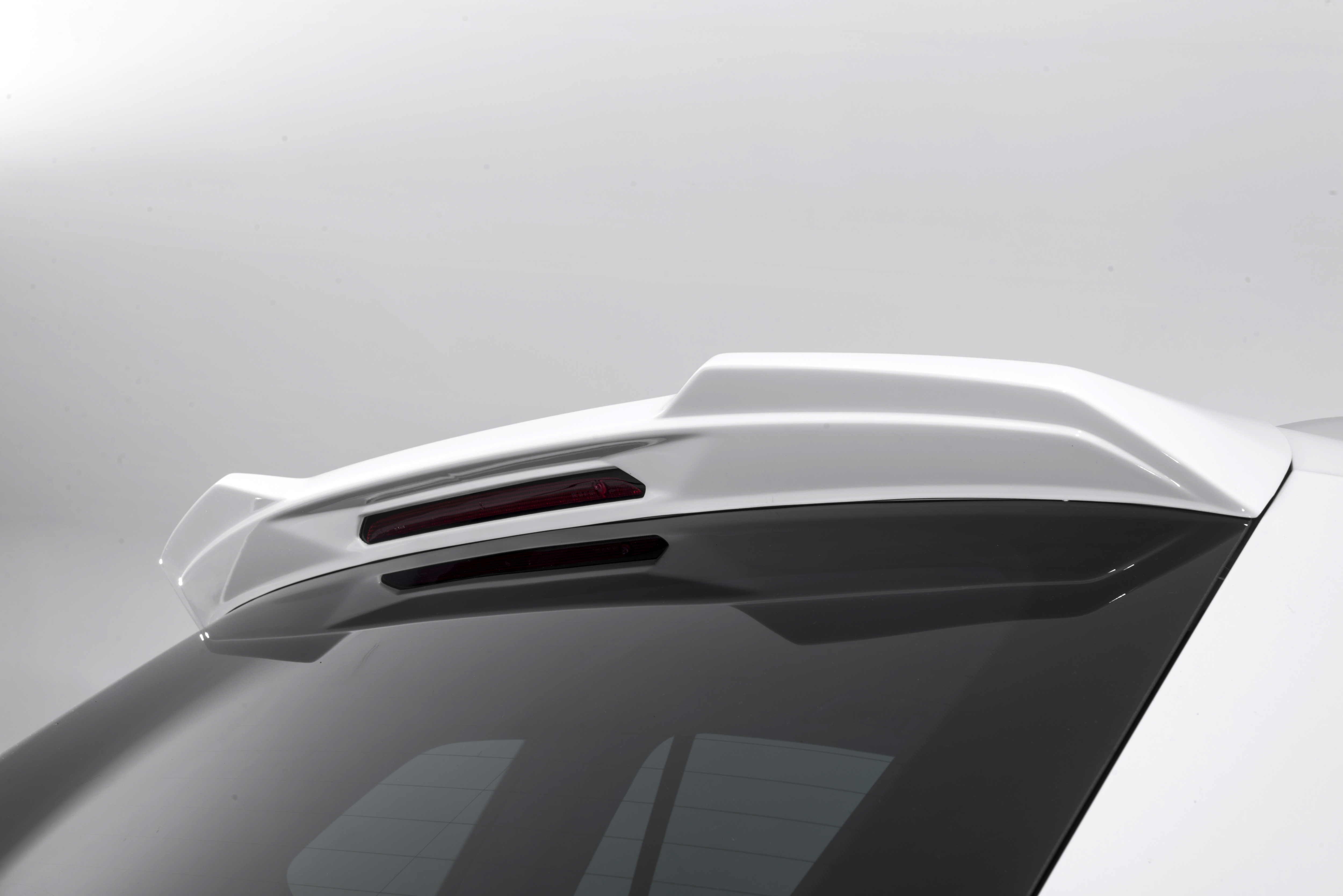 Спойлер верхний на Volkswagen Tiguan (2021-)