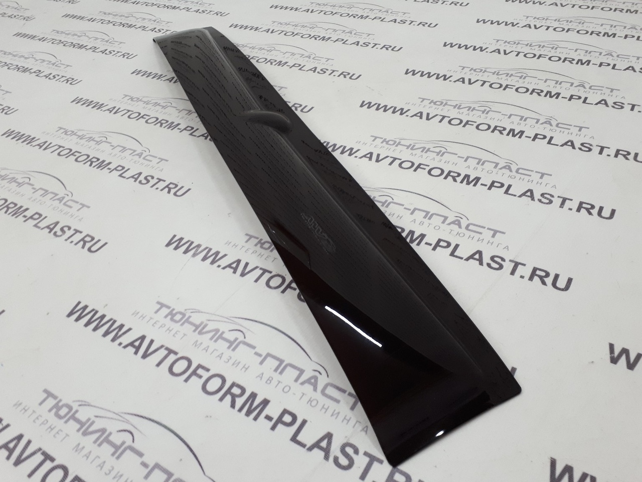 Козырек на заднее стекло ВАЗ 2112 "Voron Glass"
