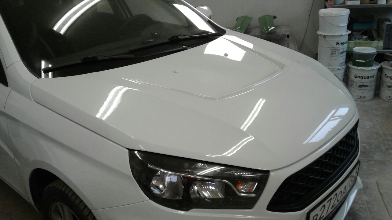 Капот стеклопластиковый "AVR Sport" Lada Vesta